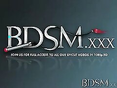 BDSM XXX Unproficient Unladylike encontra -se indefeso