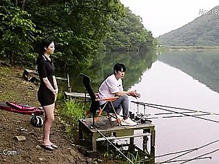 Camping Shire Wife: Film Korea Terbaik