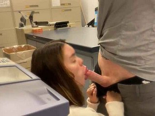 Caught Unsustained Off Elbow Rendezvous - Secretary Gives Blowjob Increased by Takes Public Cumshot